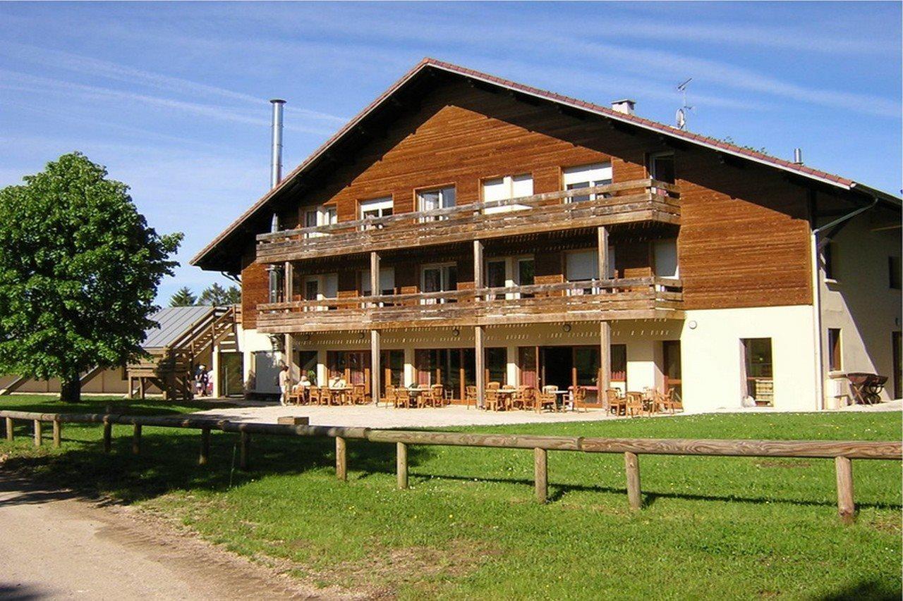 Hotel Vacanceole - Chalet Les Crozats Lons-le-Saunier Zewnętrze zdjęcie